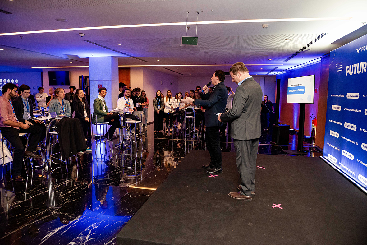 Momento de interação no evento - Futuros Líderes 2024