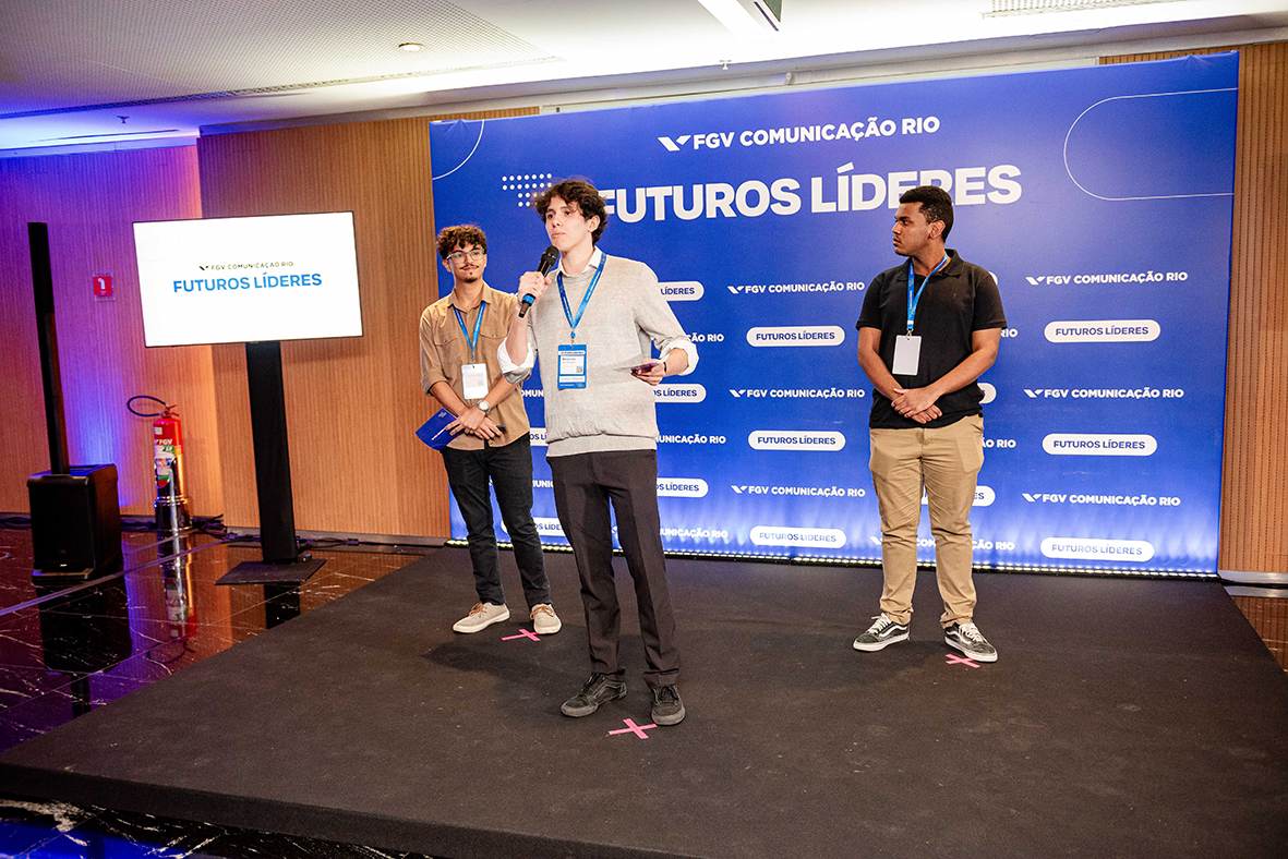 Momento de interação no evento - Futuros Líderes 2024